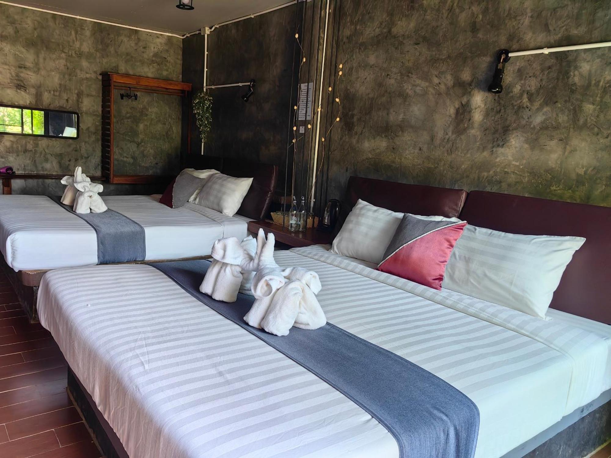 Keeree Loft Resort Thong Pha Phum Exterior photo
